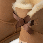 UGG Mini Bailey Bow II - Chestnut - Image 5